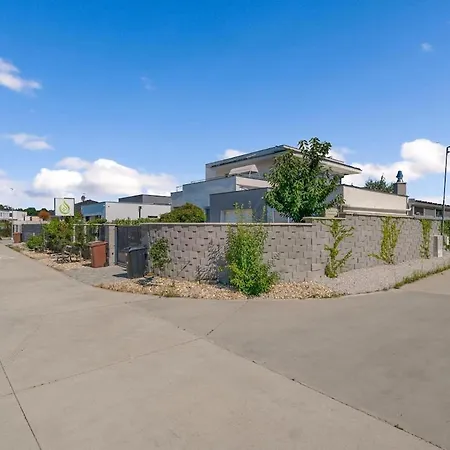 Vila Na Golfe Hruba Borsa