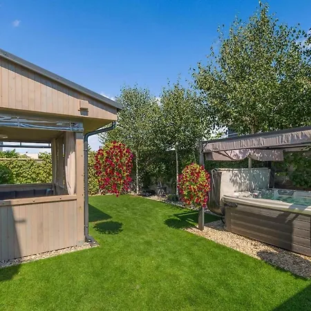 Na Golfe Hruba Borsa