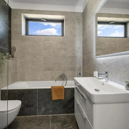 Na Golfe Hruba Borsa