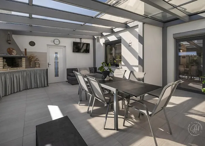 Na Golfe Hruba Borsa