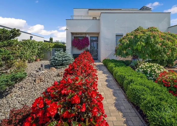 Na Golfe Villa Hruba Borsa